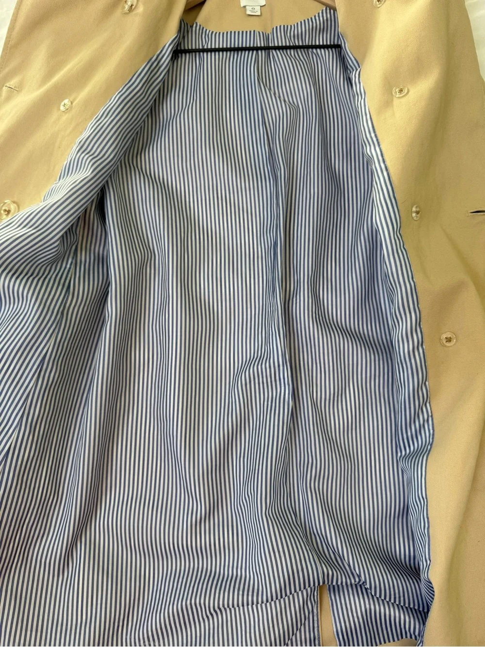XS J. Crew Double-Breasted Trench Coat in Beige - Picture 16 of 16